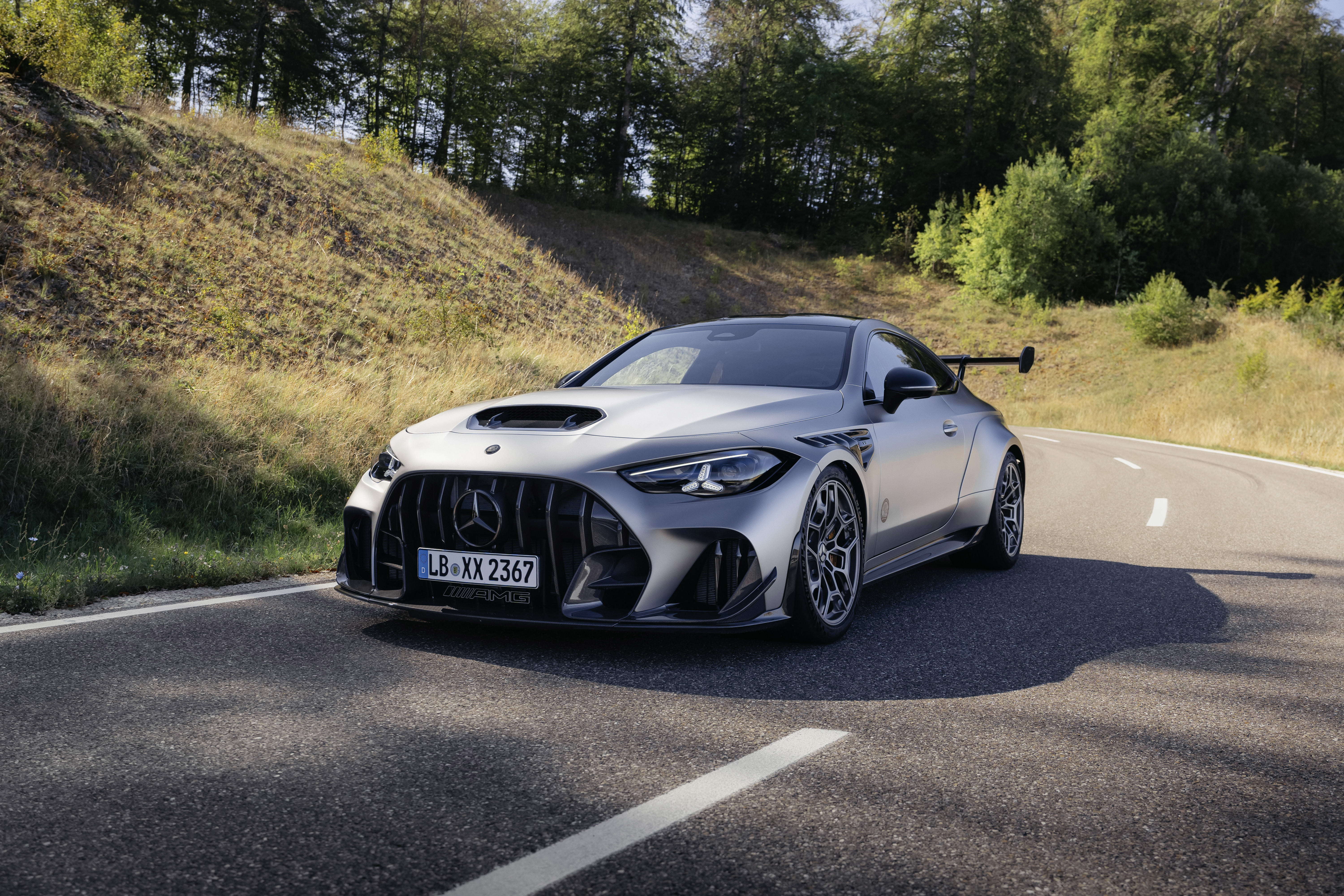 Mercedes-AMG CLE 646 Spezialanfertigung: Purist High-Performance Coupé for Maximum Driving Dynamics