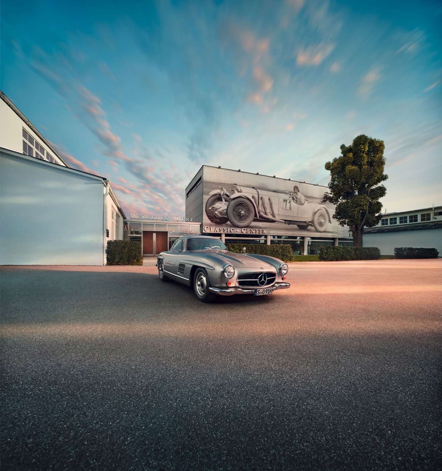 140 years of the automobile, 130 years of transport, 100 years of Mercedes-Benz: An anniversary year full of magic moments