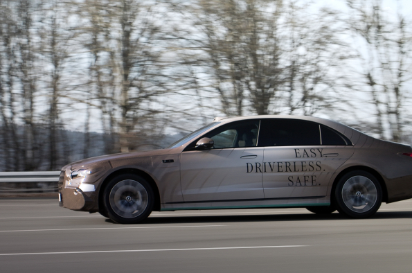 Mercedes‑Benz accelerates future robotaxi ecosystem and collaborates with industry-leading partners