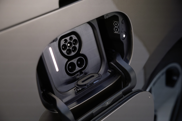 All-new electric Mercedes‑Benz VLE 300
