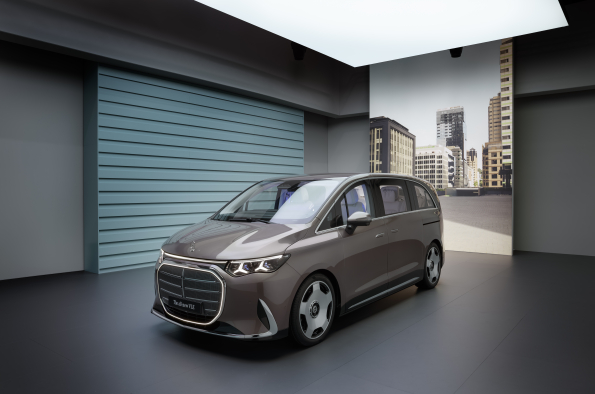 All-new electric Mercedes‑Benz VLE 300