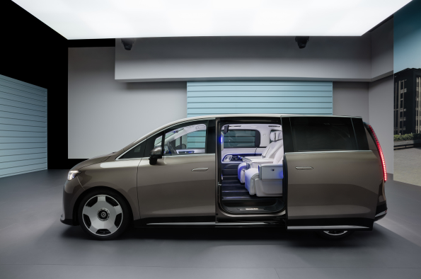 All-new electric Mercedes‑Benz VLE 300