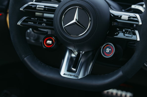 Electrified performance meets efficiency: The new Mercedes-AMG GLE 53 4MATIC+ and GLE 53 HYBRID 4MATIC+ models