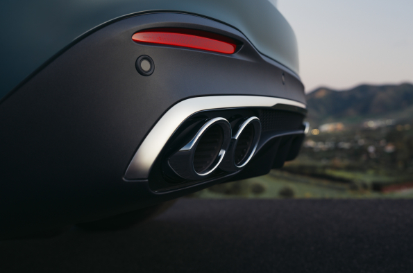 Electrified performance meets efficiency: The new Mercedes-AMG GLE 53 4MATIC+ and GLE 53 HYBRID 4MATIC+ models