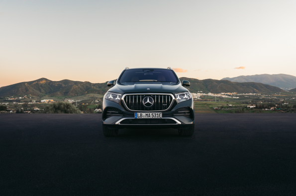 Electrified performance meets efficiency: The new Mercedes-AMG GLE 53 4MATIC+ and GLE 53 HYBRID 4MATIC+ models