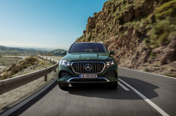 Electrified performance meets efficiency: The new Mercedes-AMG GLE 53 4MATIC+ and GLE 53 HYBRID 4MATIC+ models