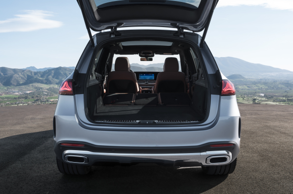 The new Mercedes-Benz GLE: Modern intelligence meets commanding performance