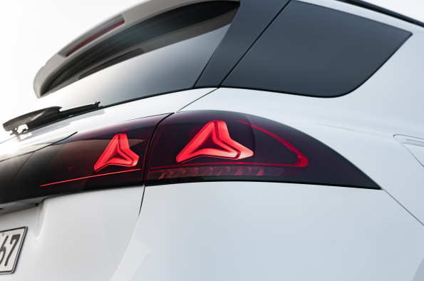The new Mercedes-Benz GLE: Modern intelligence meets commanding performance
