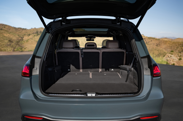 The new Mercedes-Benz GLS