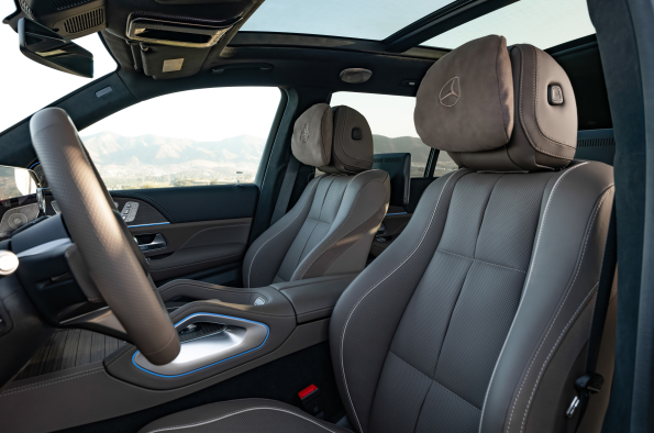 The new Mercedes-Benz GLS