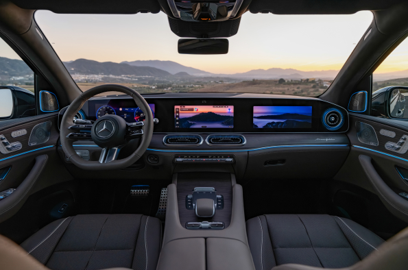 The new Mercedes-Benz GLS