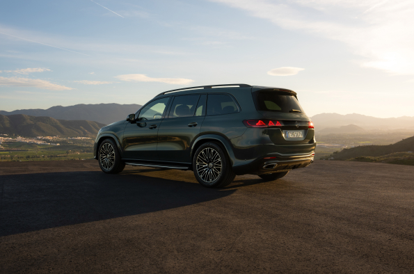 The new Mercedes-Benz GLS
