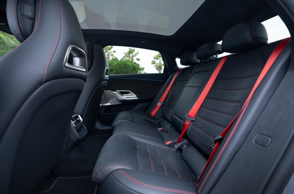 The all-new electric C-Class: Redefining the segment